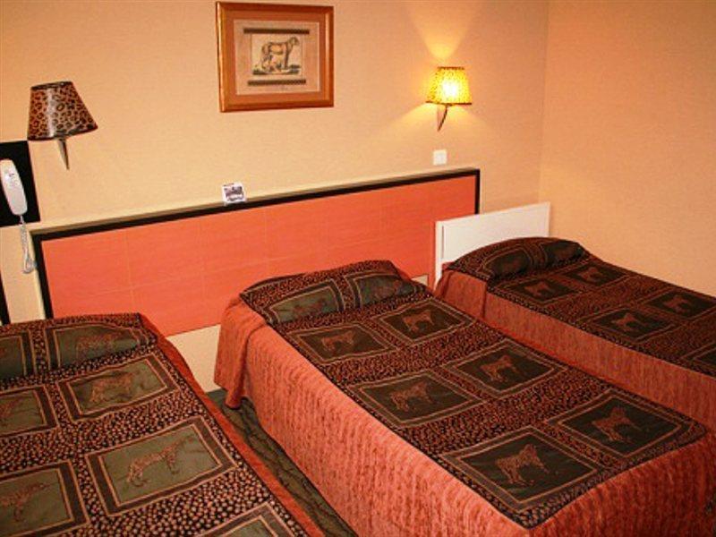 פריז Kraft Hotel מראה חיצוני תמונה